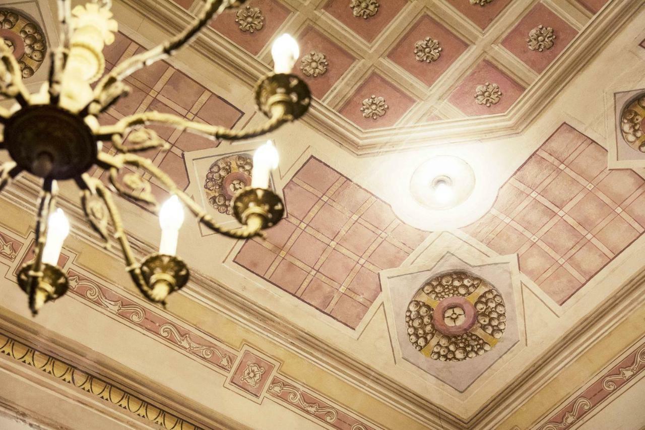 Nabucco Bed & Breakfast Catania Bagian luar foto